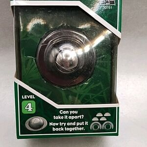 Naya Green Cast Puzzle
